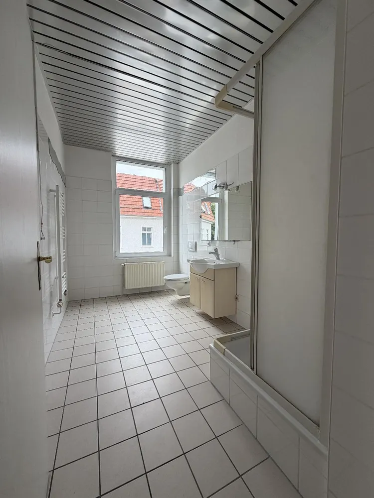 2 room apartment with 75 m² in Magdeburg – Photo 4