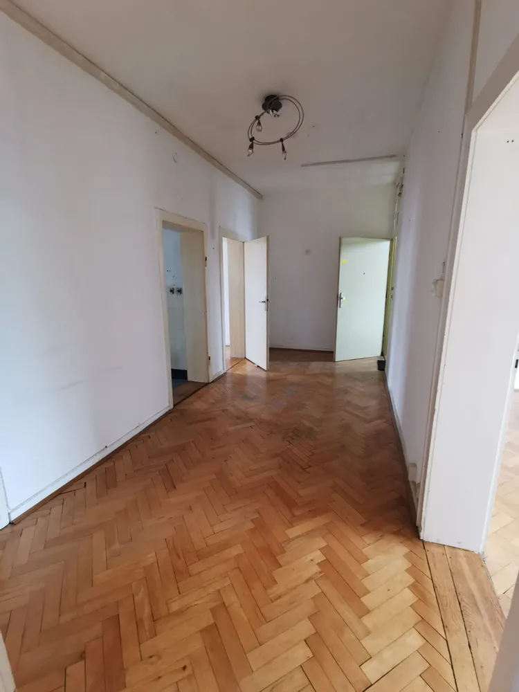4 Zimmer Wohnung mit 95 m² in Hannover – Bild 2