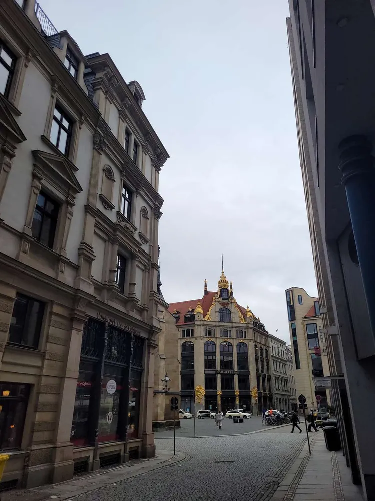 4 Zimmer Wohnung mit 130 m² in Leipzig – Bild 12