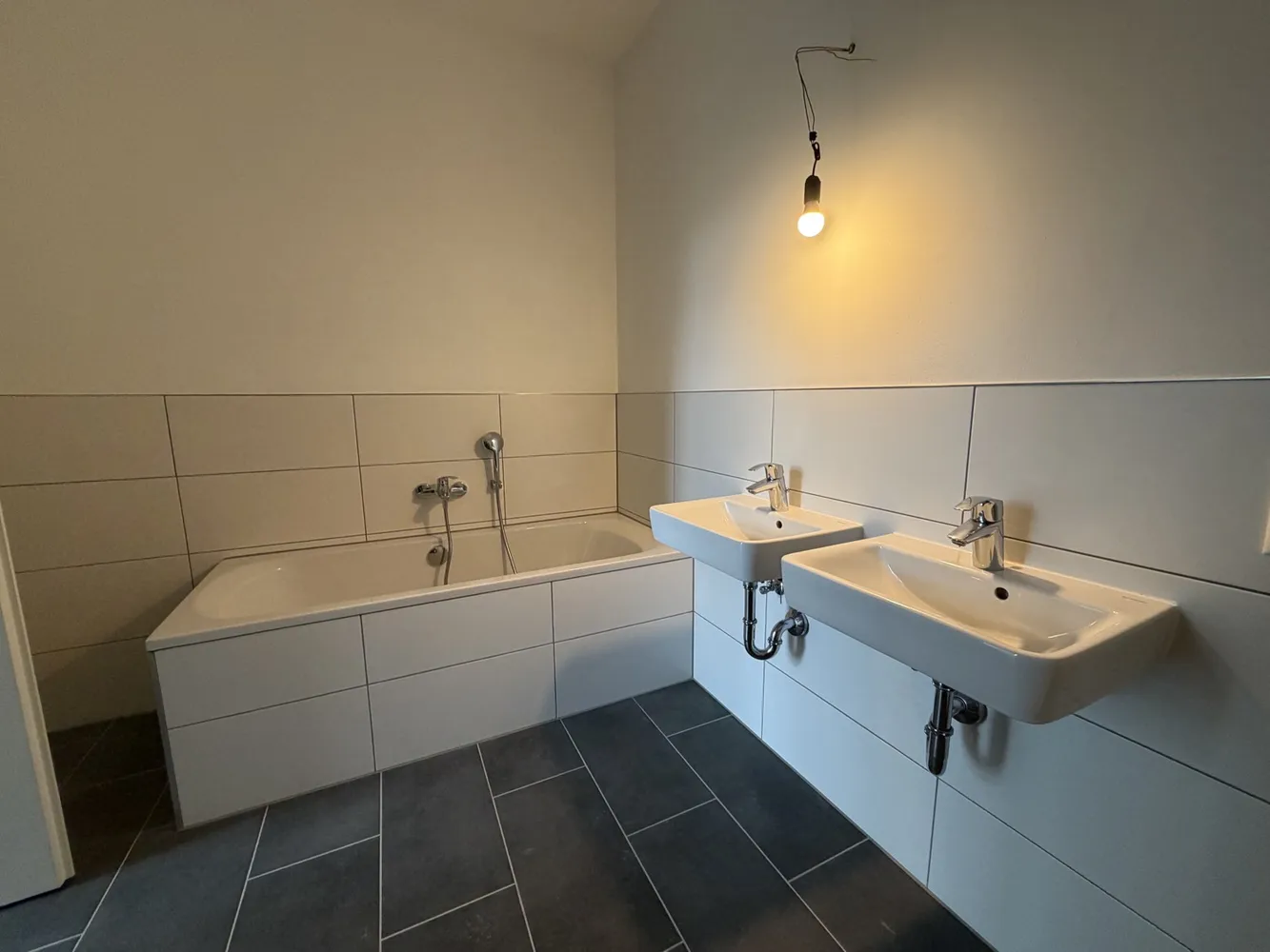 2 room apartment with 77 m² in Magdeburg – Photo 12