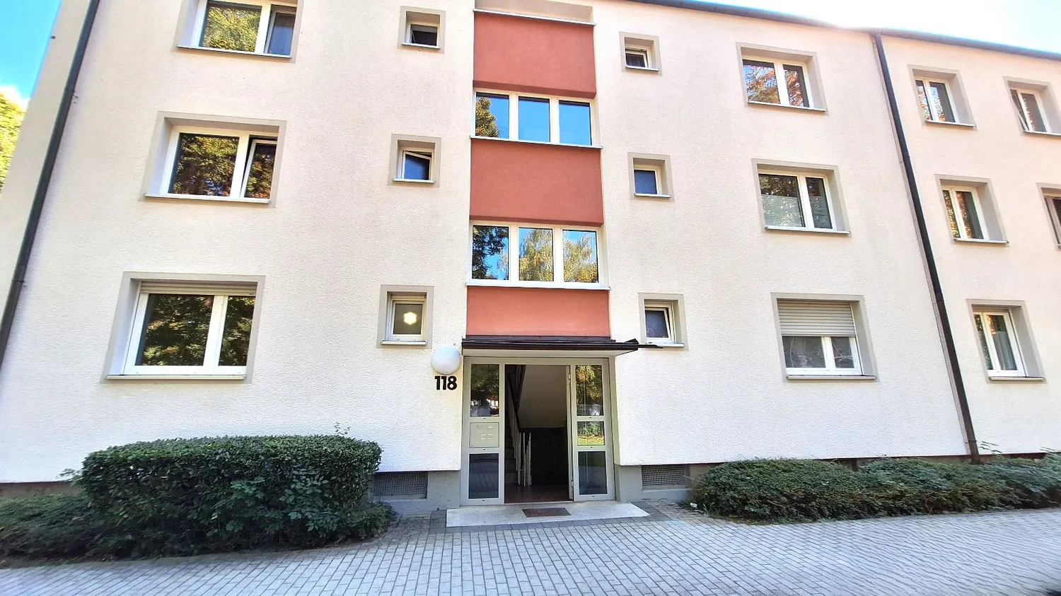 2 Zimmer Wohnung mit 53 m² in Augsburg – Bild 1