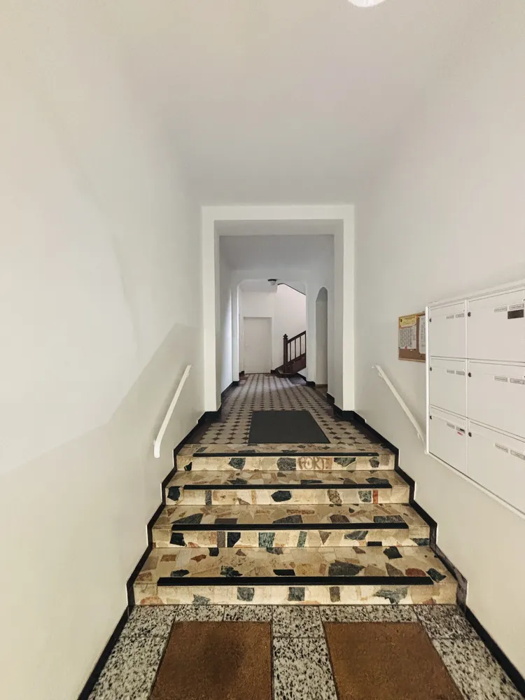3 Zimmer Wohnung mit 88 m² in München – Bild 3