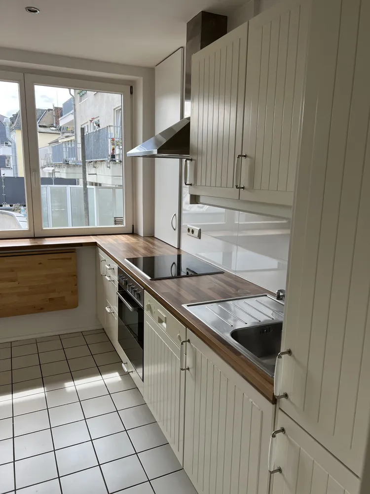 2 Zimmer Wohnung mit 82 m² in Bonn – Bild 10