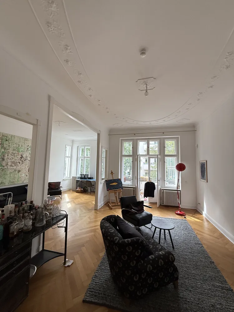 6 Zimmer Wohnung mit 158 m² in Berlin – Bild 1