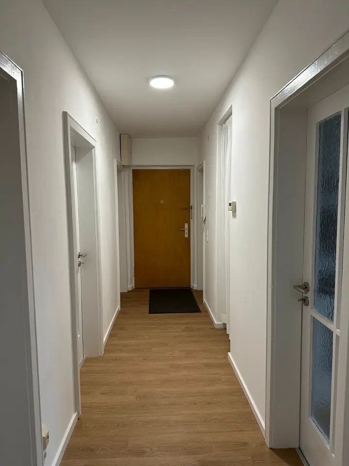 10 Zimmer Wohnung mit 70 m² in Regensburg – Bild 4