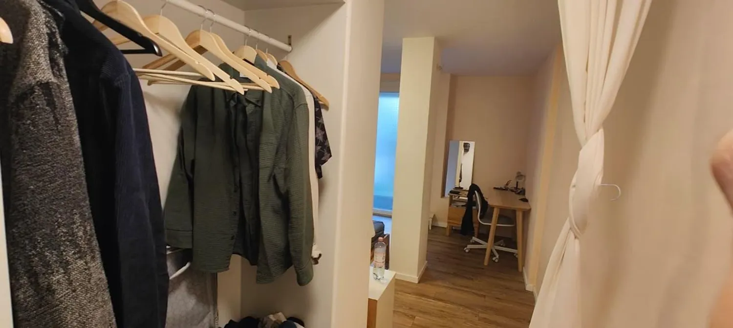 2 Zimmer Wohnung mit 60 m² in Berlin – Bild 2
