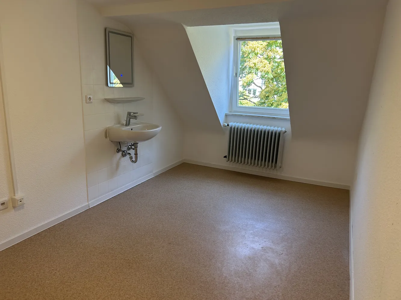 1 Zimmer Wohnung mit 12 m² in Karlsruhe – Bild 1