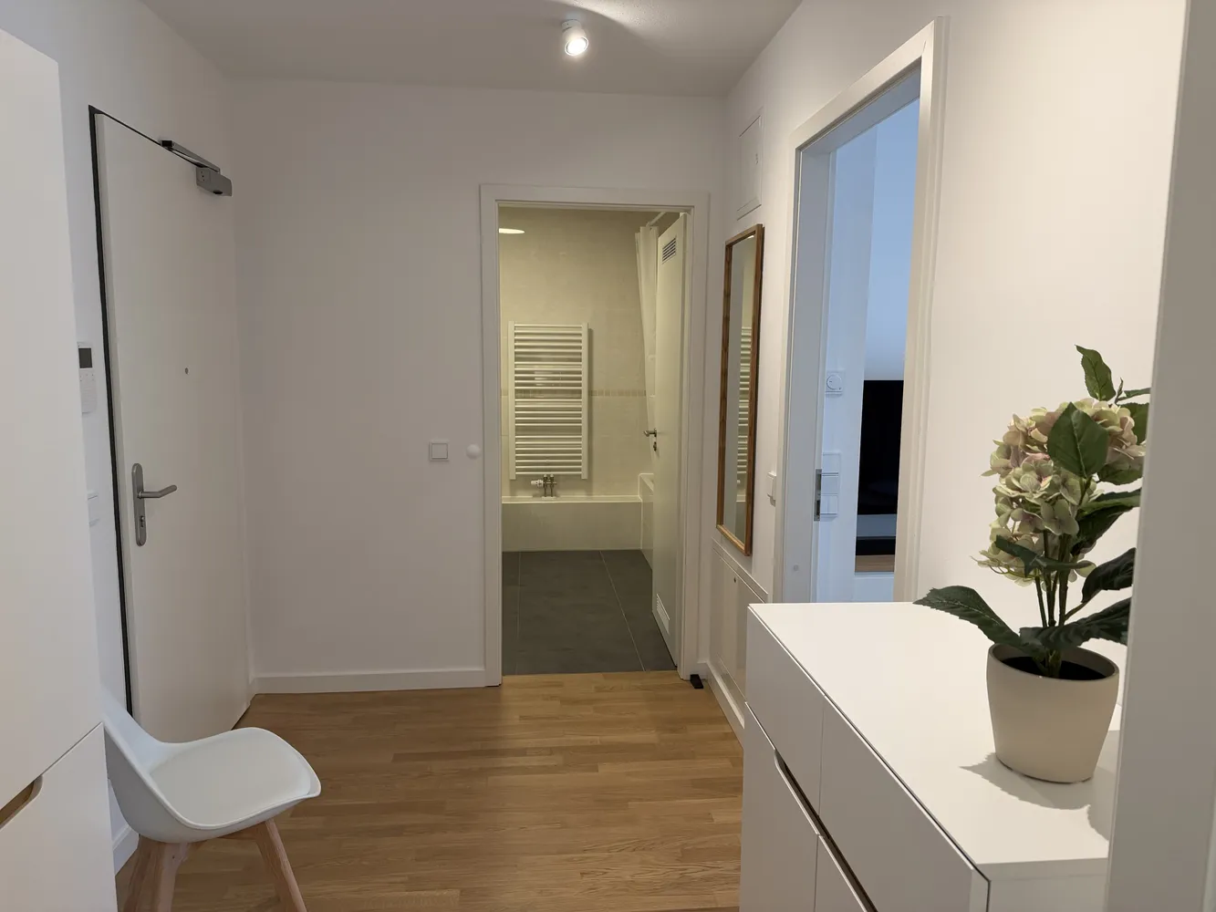 2 Zimmer Wohnung mit 55 m² in München – Bild 7