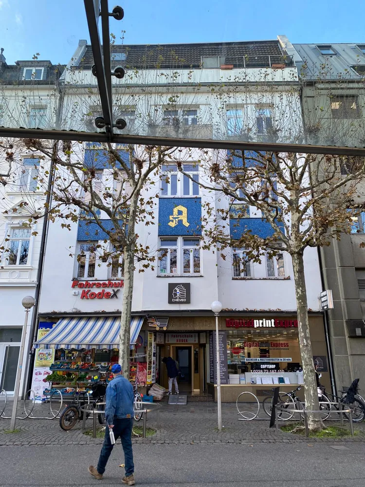 2 Zimmer Wohnung mit 63 m² in Bonn – Bild 2