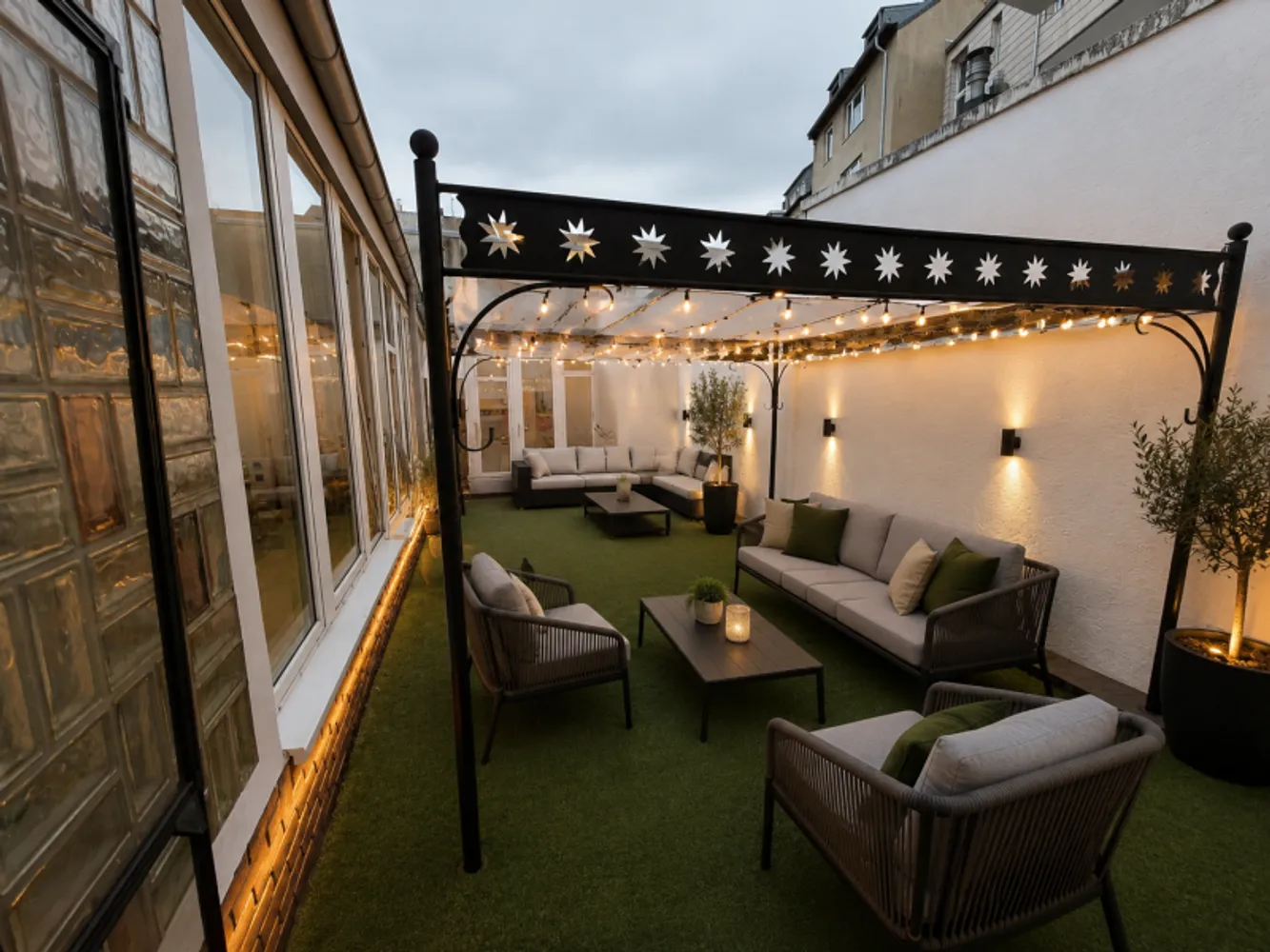 2 Zimmer Wohnung mit 140 m² in Düsseldorf – Bild 6