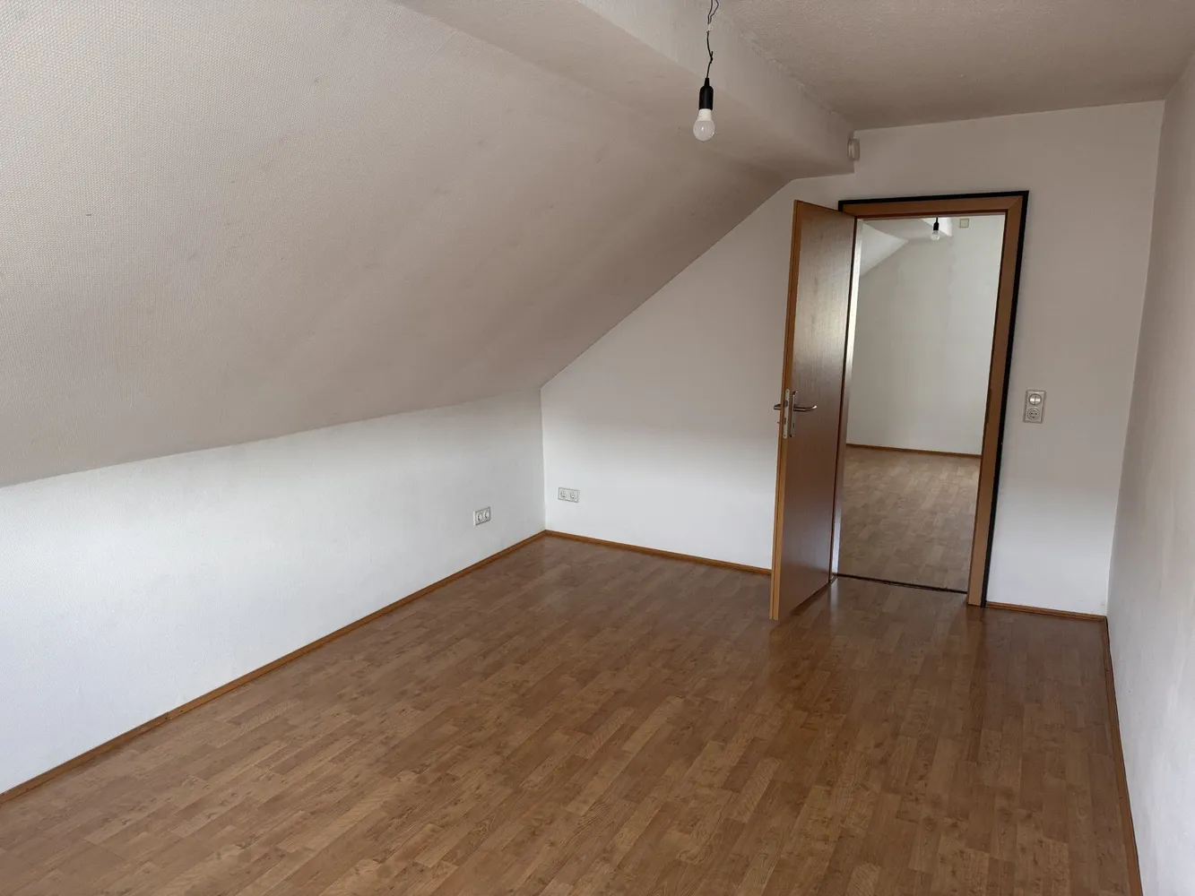 2 Zimmer Wohnung mit 60 m² in Velbert – Bild 3