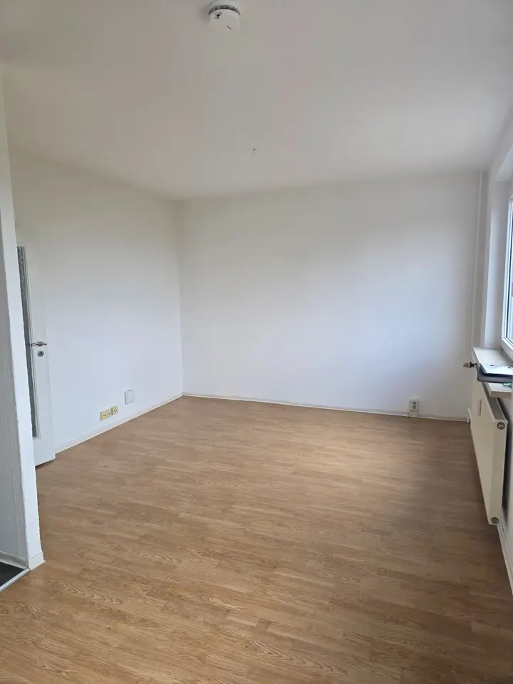2 Zimmer Wohnung mit 34 m² in Halle (Saale) – Bild 3