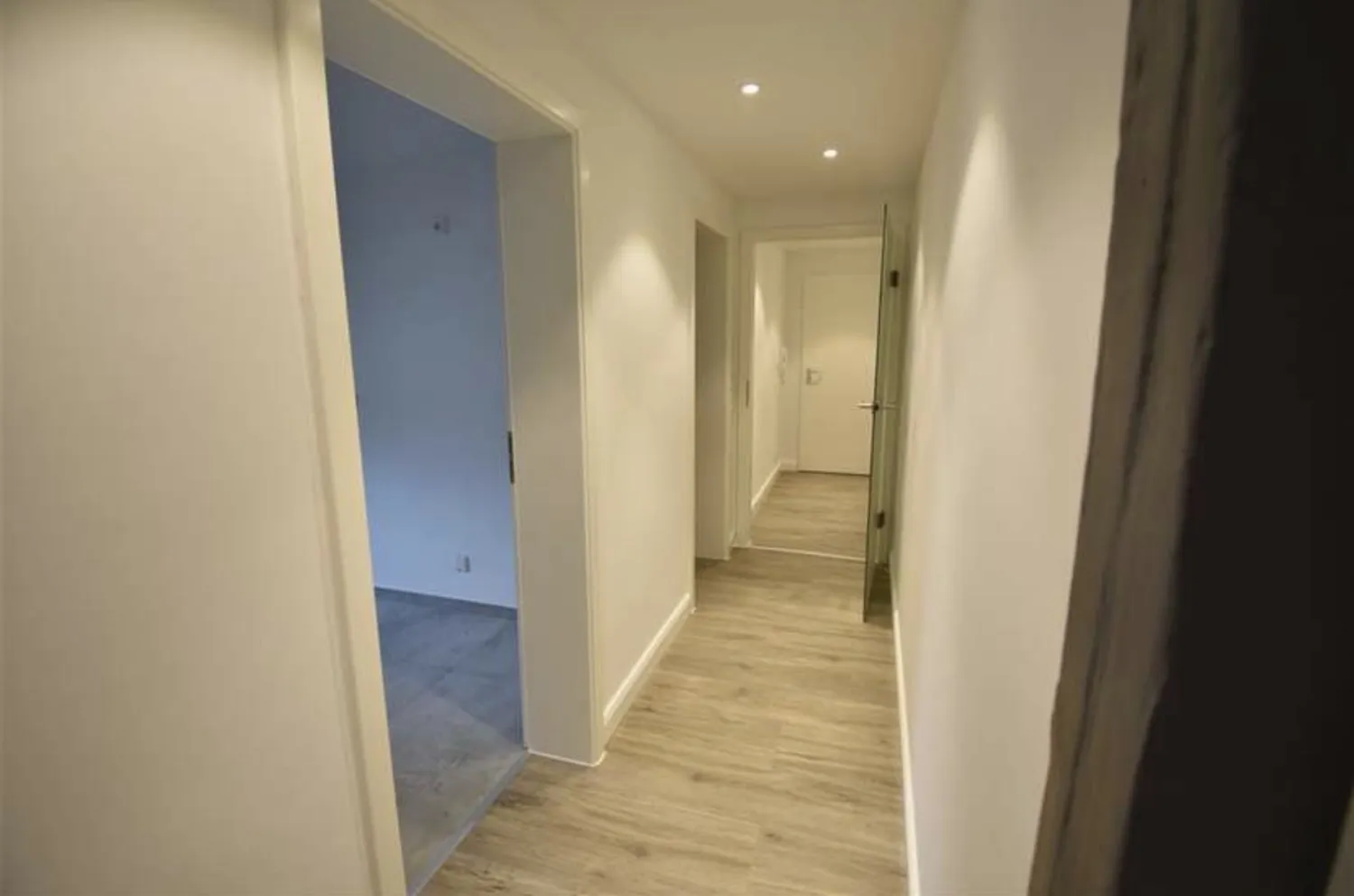 2 Zimmer Wohnung mit 54 m² in Düsseldorf – Bild 3