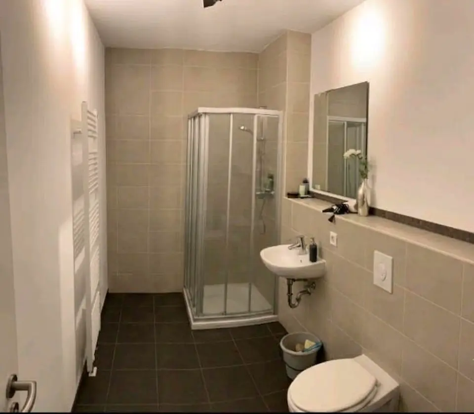 WG-Zimmer mit 99 m² in Frankfurt am Main – Bild 5