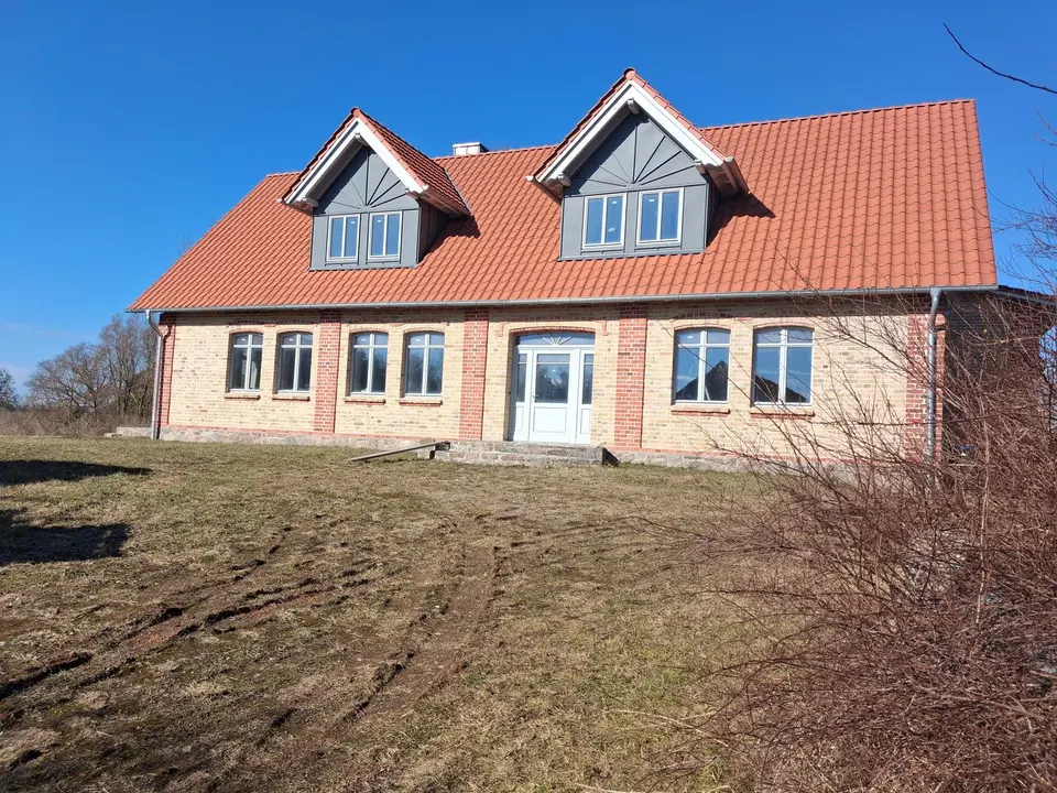 WG-Zimmer mit 140 m² in Falkensee – Bild 3