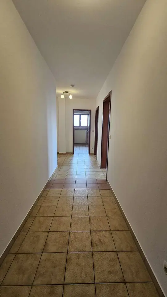 3 Zimmer Wohnung mit 89 m² in Nördlingen – Bild 4