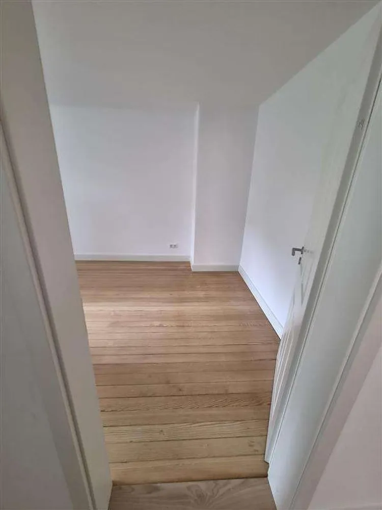 2 Zimmer Wohnung mit 56 m² in Karlsruhe – Bild 3