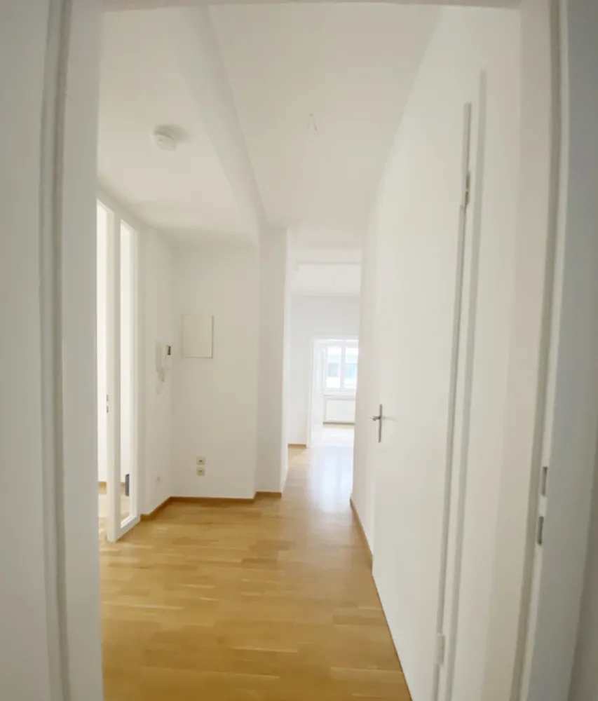 4 Zimmer Wohnung mit 131 m² in München – Bild 11
