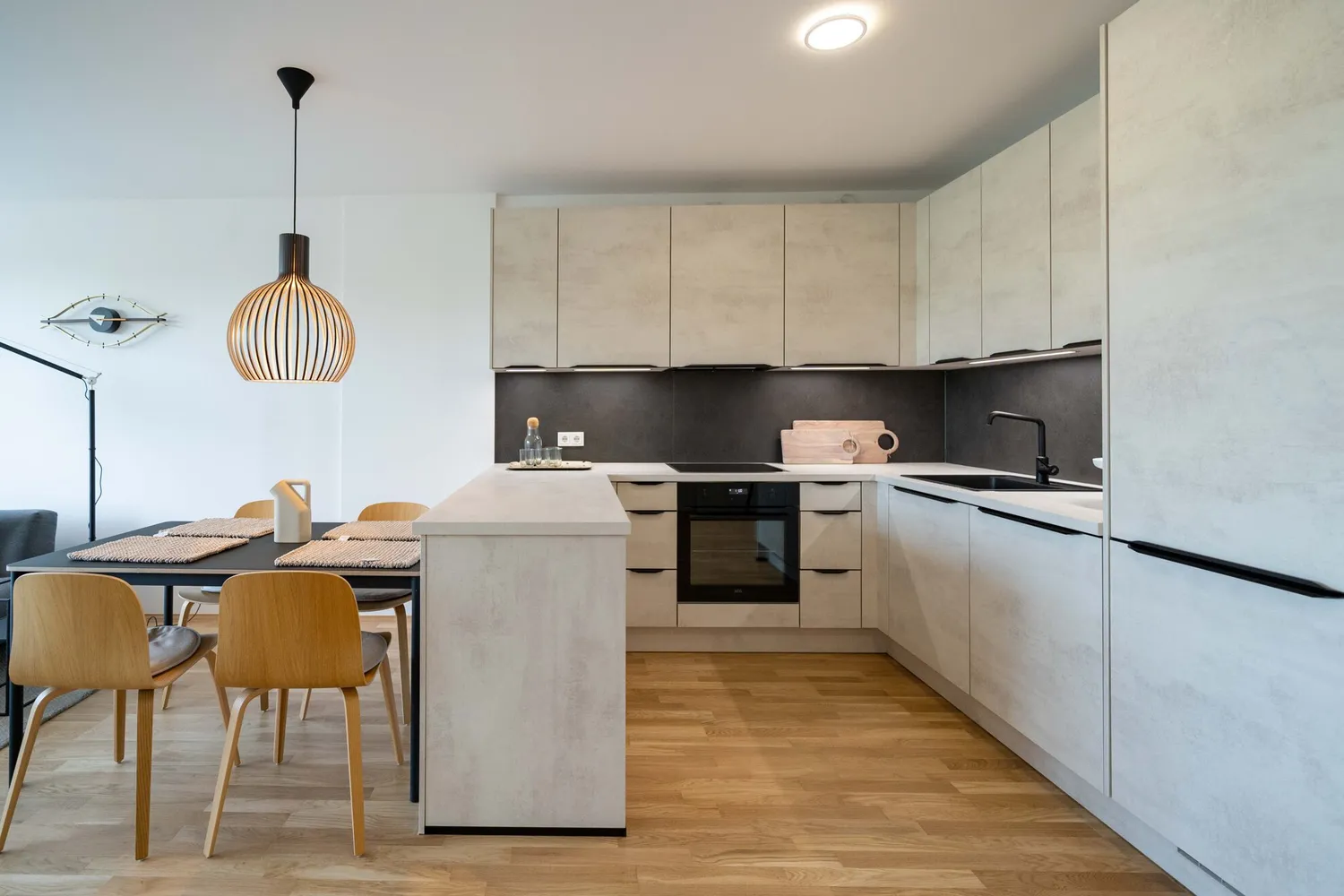 2 room apartment with 55 m² in Regensburg – Photo 1