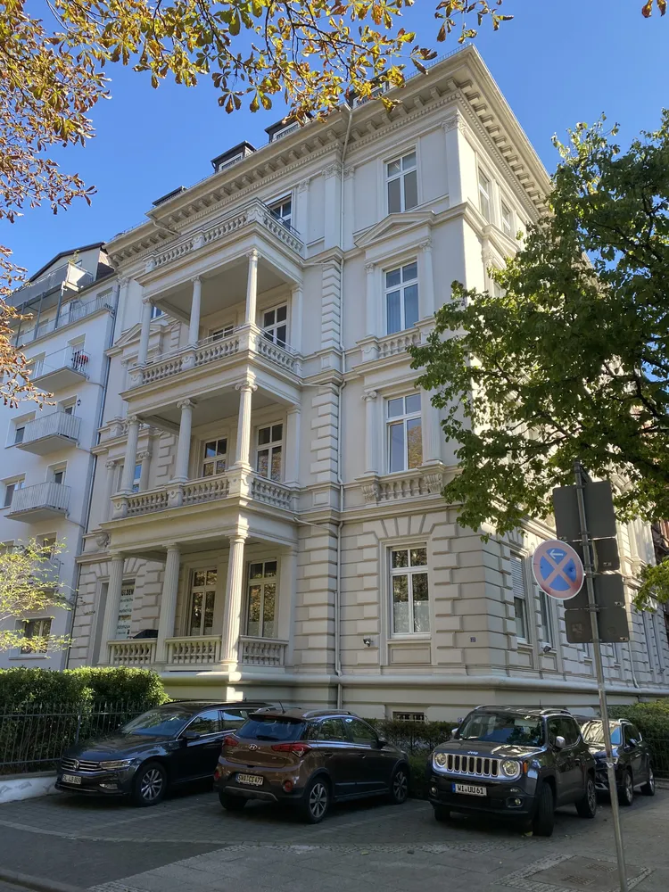 2 Zimmer Wohnung mit 95 m² in Wiesbaden – Bild 3