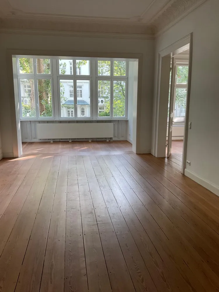 5 Zimmer Wohnung mit 183 m² in Hamburg – Bild 2