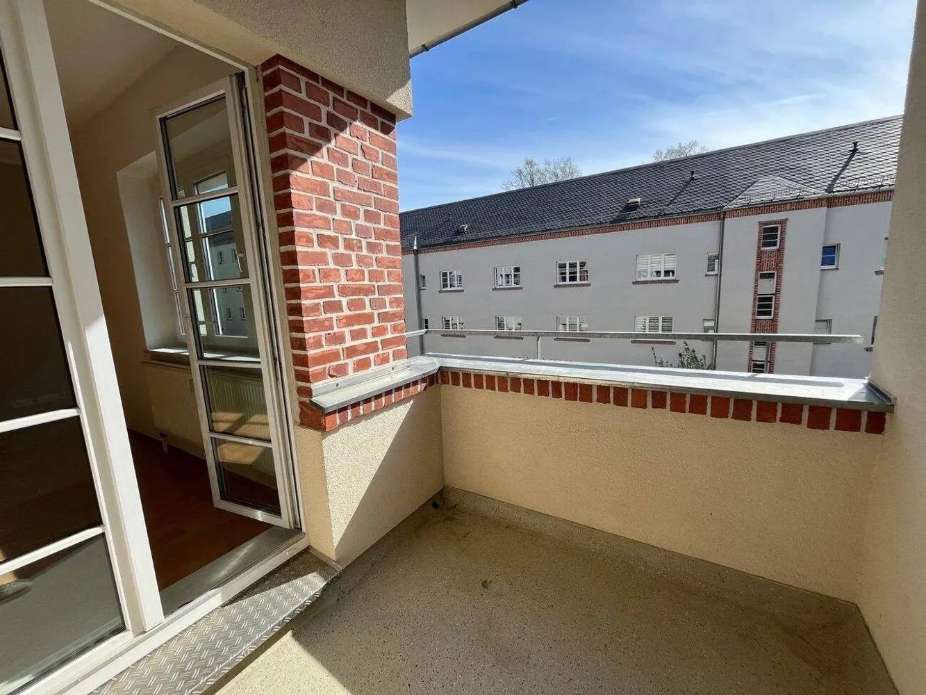 2 Zimmer Wohnung mit 65 m² in Chemnitz – Bild 1