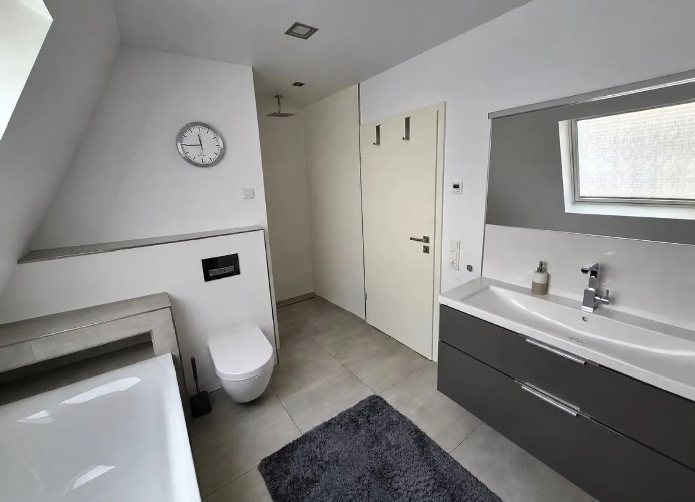 4 Zimmer Haus mit 127 m² in Kamp-Lintfort – Bild 1