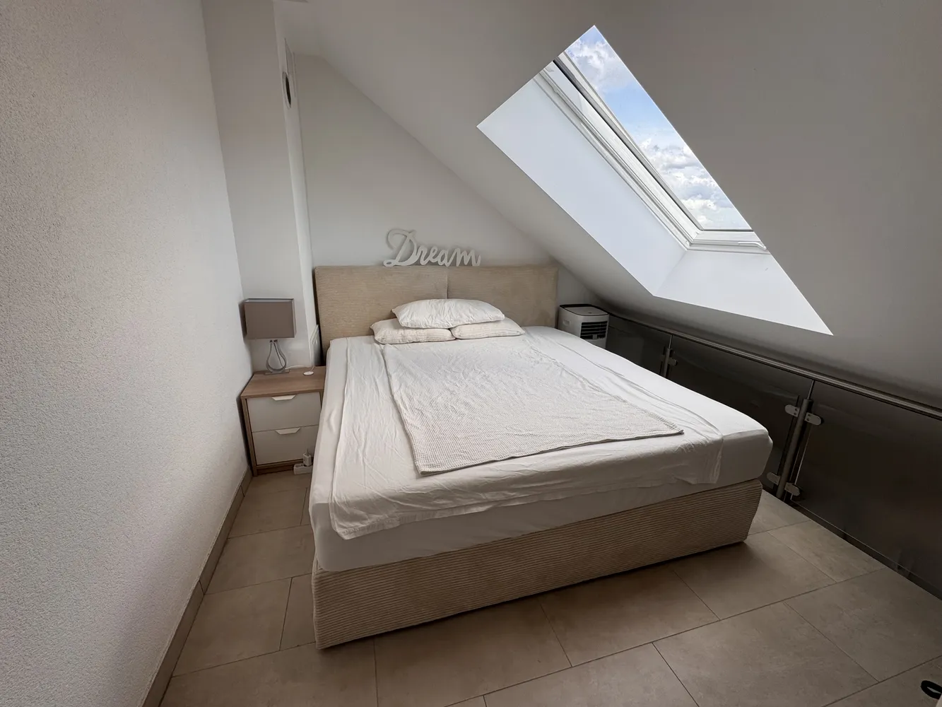 2 Zimmer Wohnung mit 30 m² in Stuttgart – Bild 12
