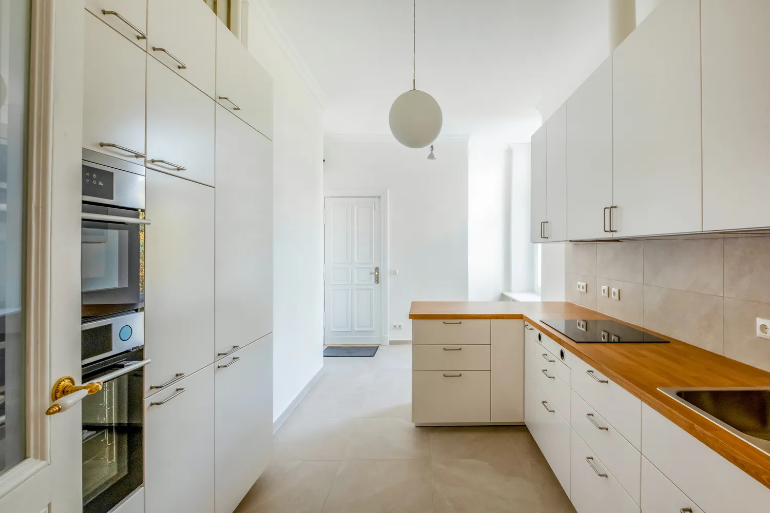 7 Zimmer Wohnung mit 213 m² in Berlin – Bild 11