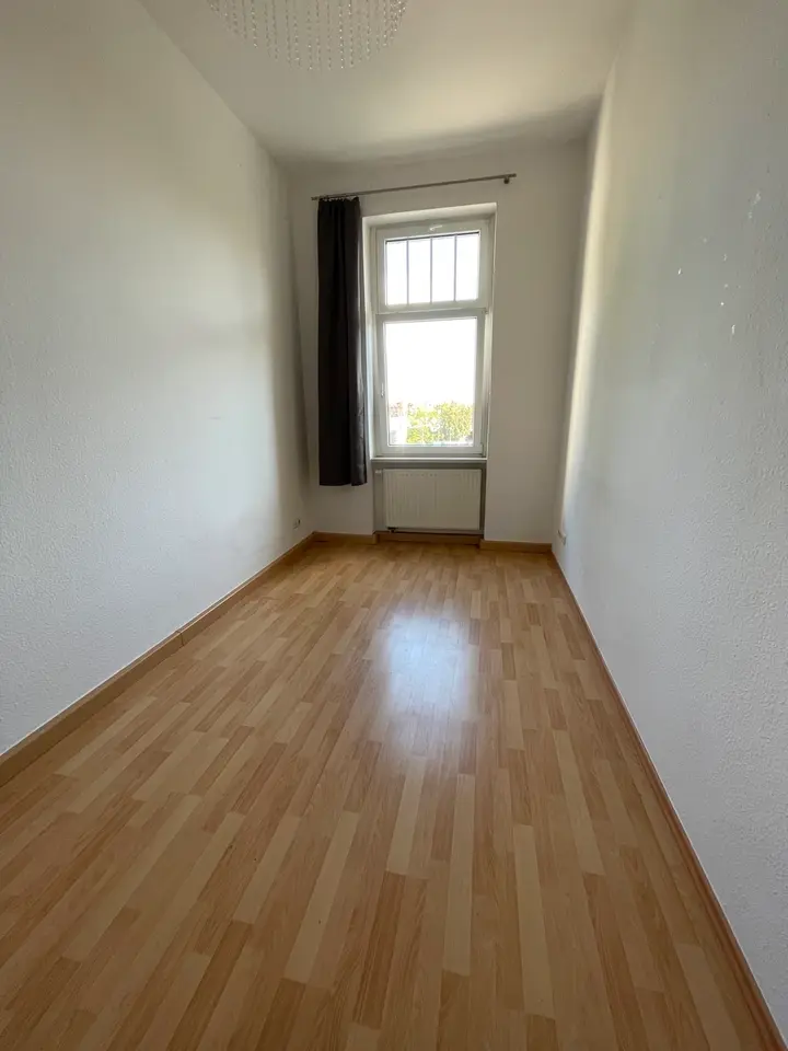 WG-Zimmer mit 105 m² in Erfurt – Bild 2