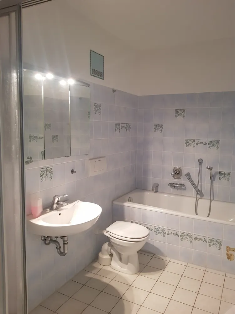2 Zimmer Wohnung mit 65 m² in Ansbach – Bild 2