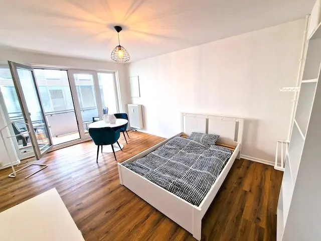 Studio with 25 m² in Cologne – Photo 3