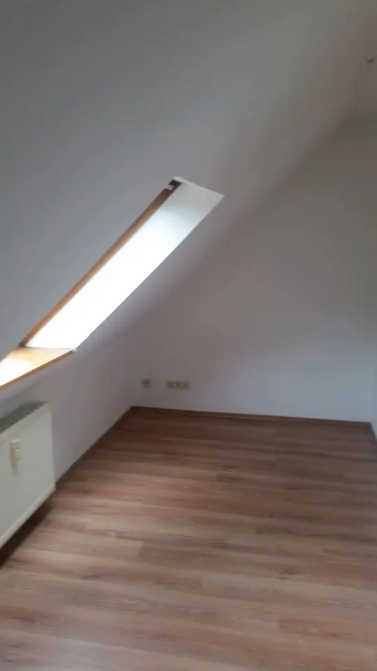 3 Zimmer Wohnung mit 70 m² in Zeitz – Bild 2
