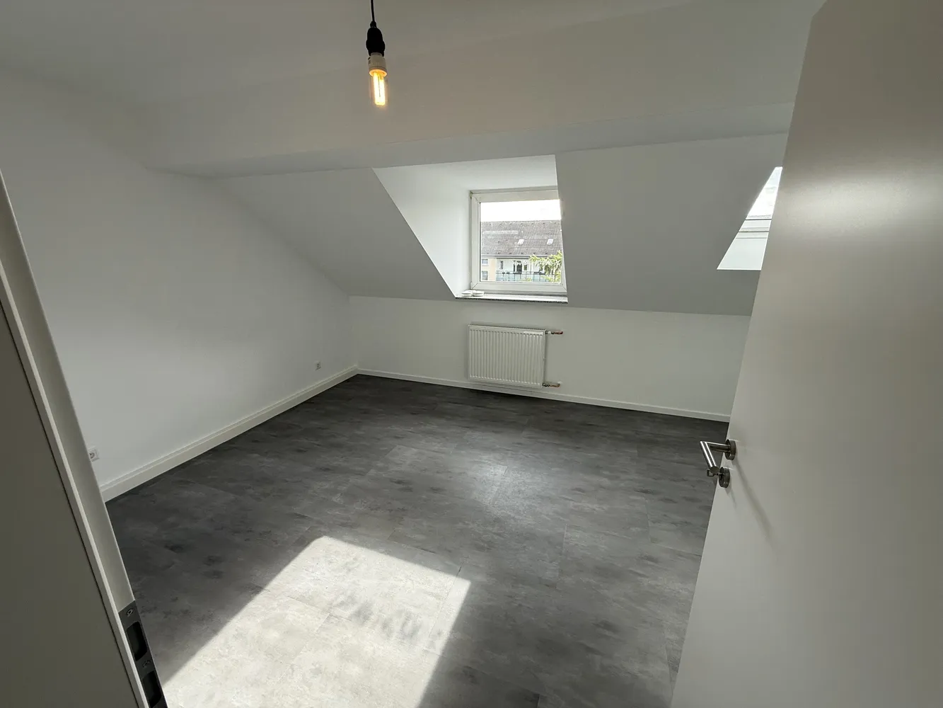 3 Zimmer Wohnung mit 80 m² in Duisburg – Bild 1
