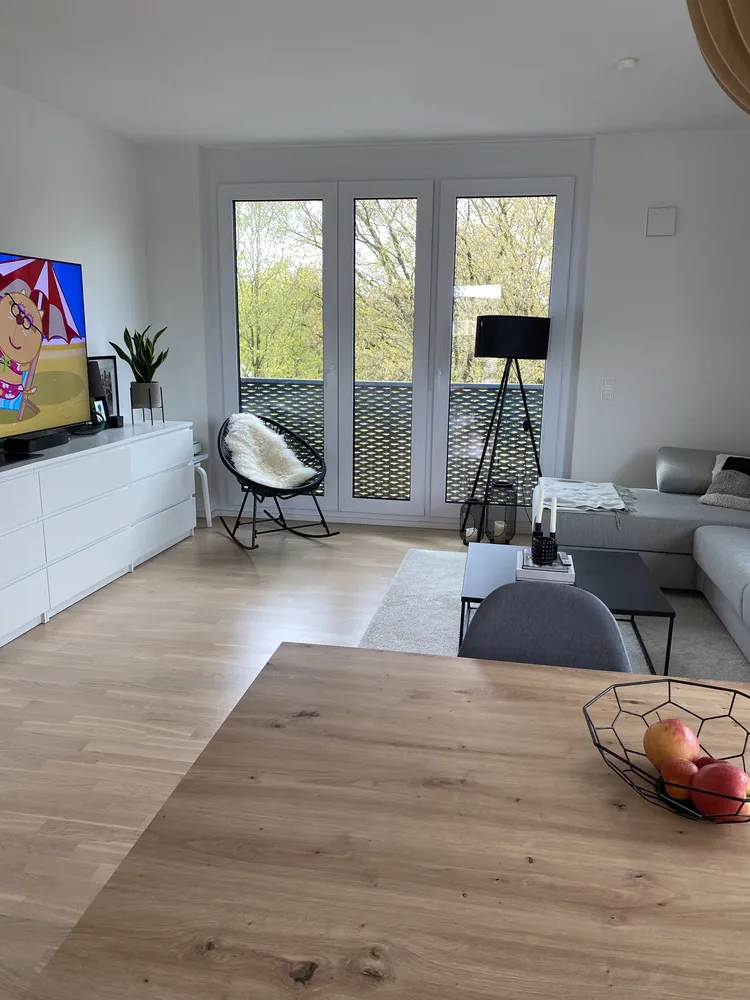 2 Zimmer Wohnung mit 81 m² in München – Bild 2
