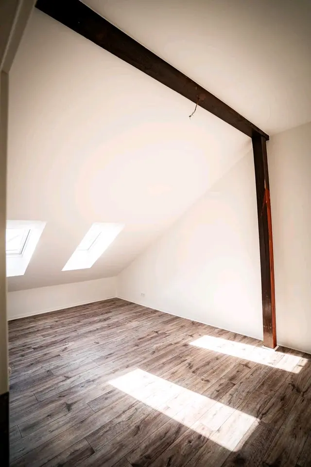 4 Zimmer Wohnung mit 120 m² in Marburg – Bild 2