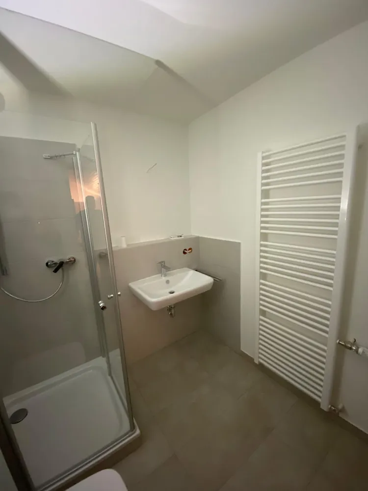 1 Zimmer Wohnung mit 82 m² in Neuss – Bild 4