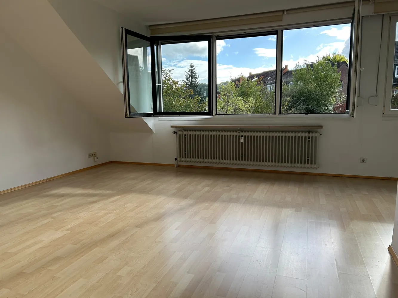 2 Zimmer Wohnung mit 64 m² in Aachen – Bild 1