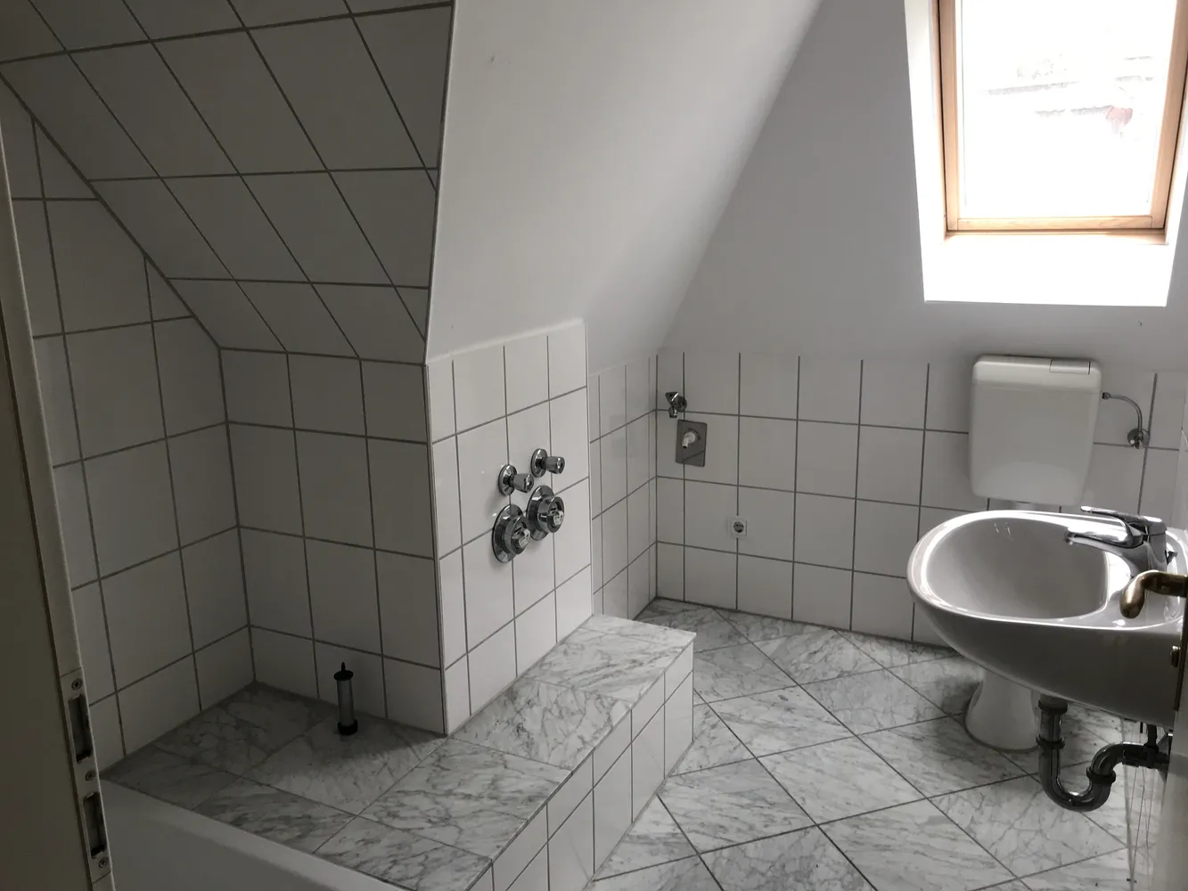 5 Zimmer Wohnung mit 145 m² in Dresden – Bild 10