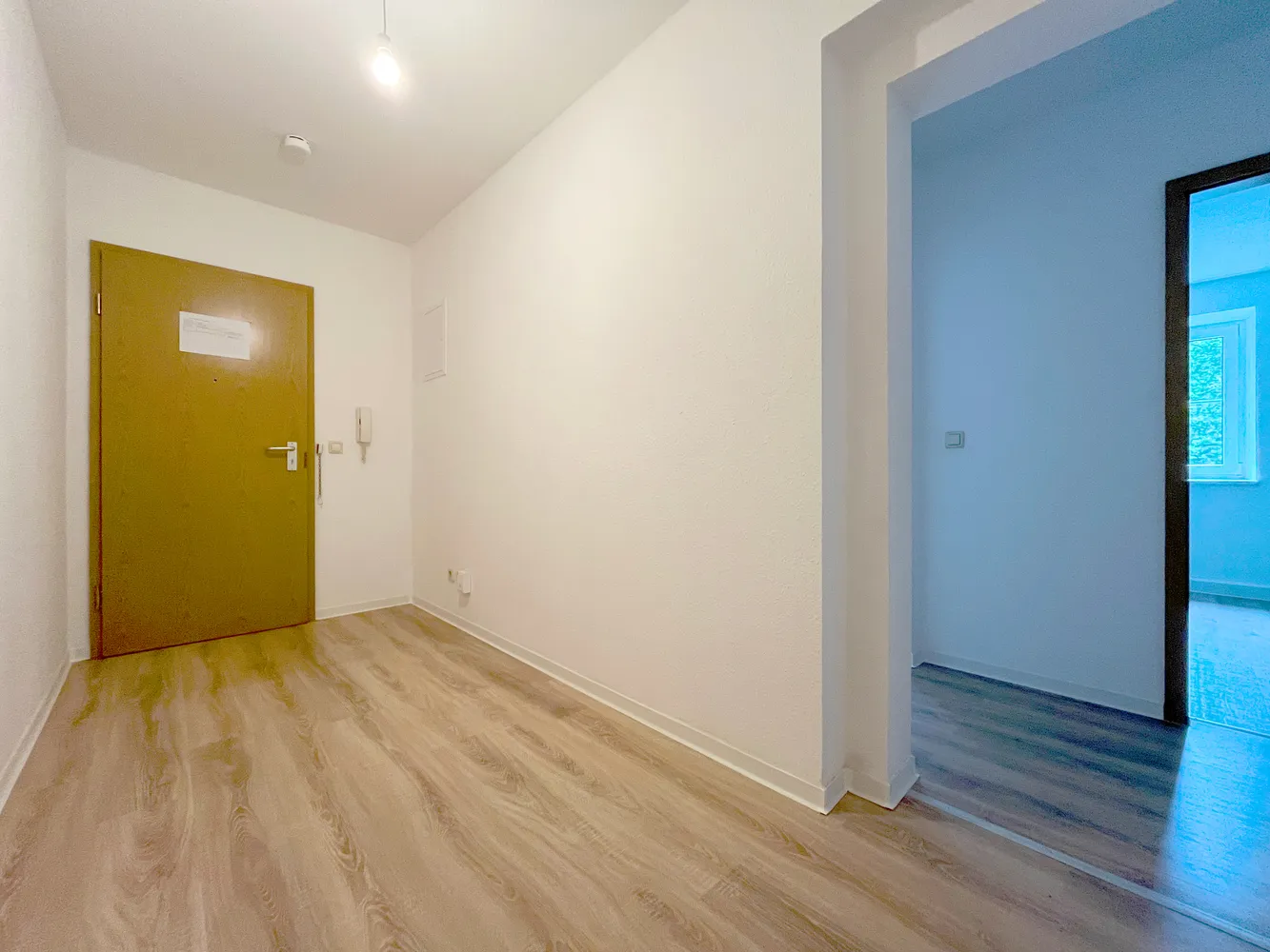 2 room apartment with 65 m² in Chemnitz – Photo 4
