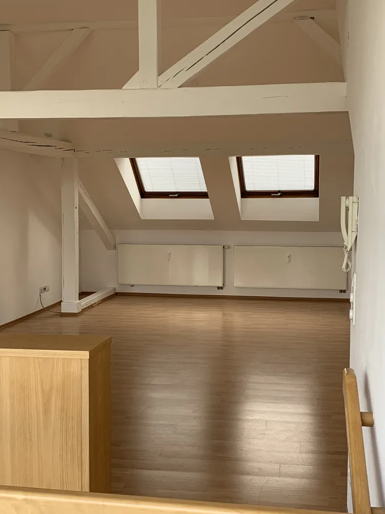 4 Zimmer Wohnung mit 120 m² in Frankfurt am Main – Bild 2