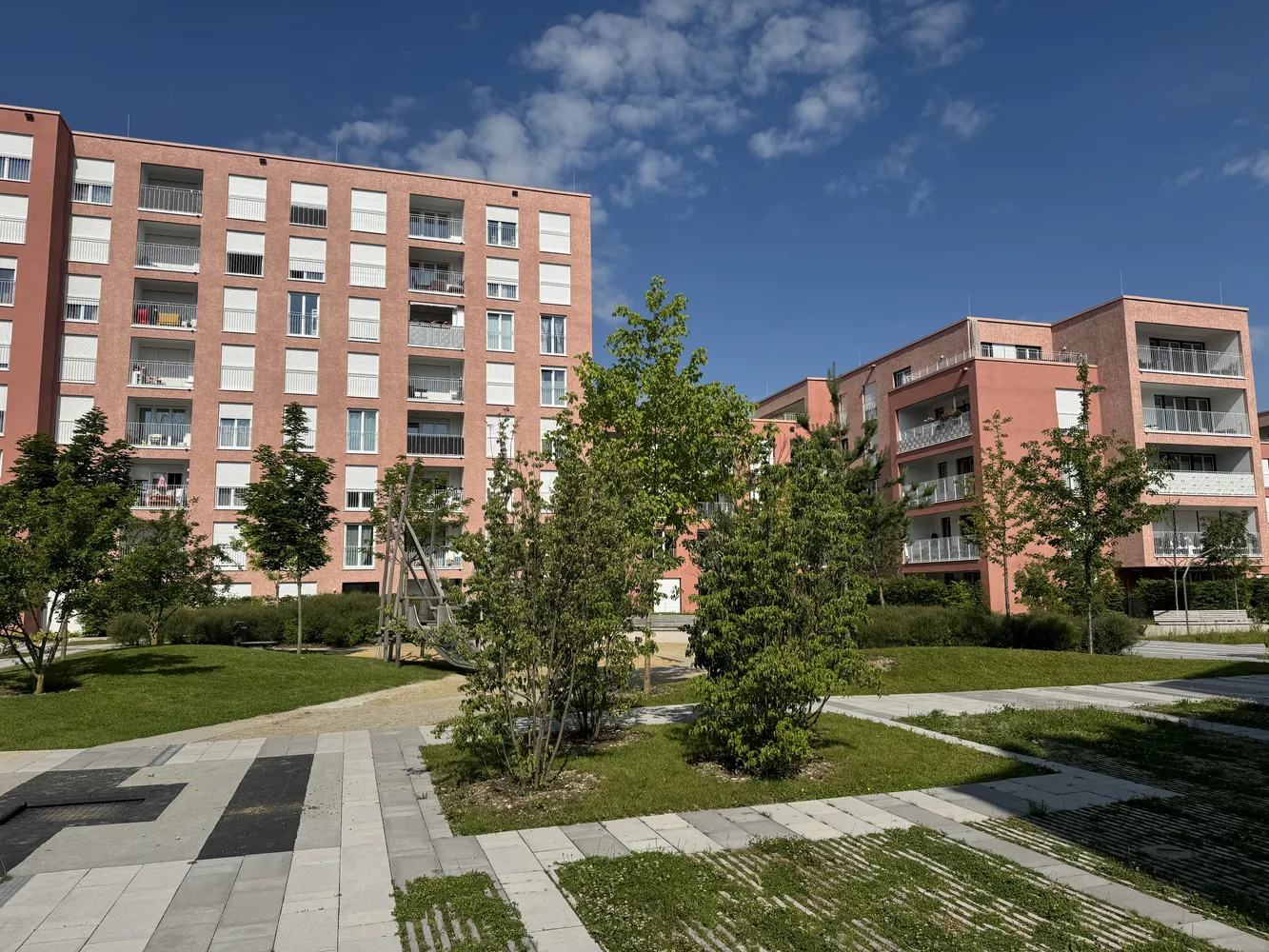 3 Zimmer Wohnung mit 75 m² in München – Bild 2