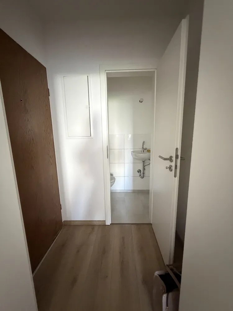 4 Zimmer Wohnung mit 90 m² in Leverkusen – Bild 2