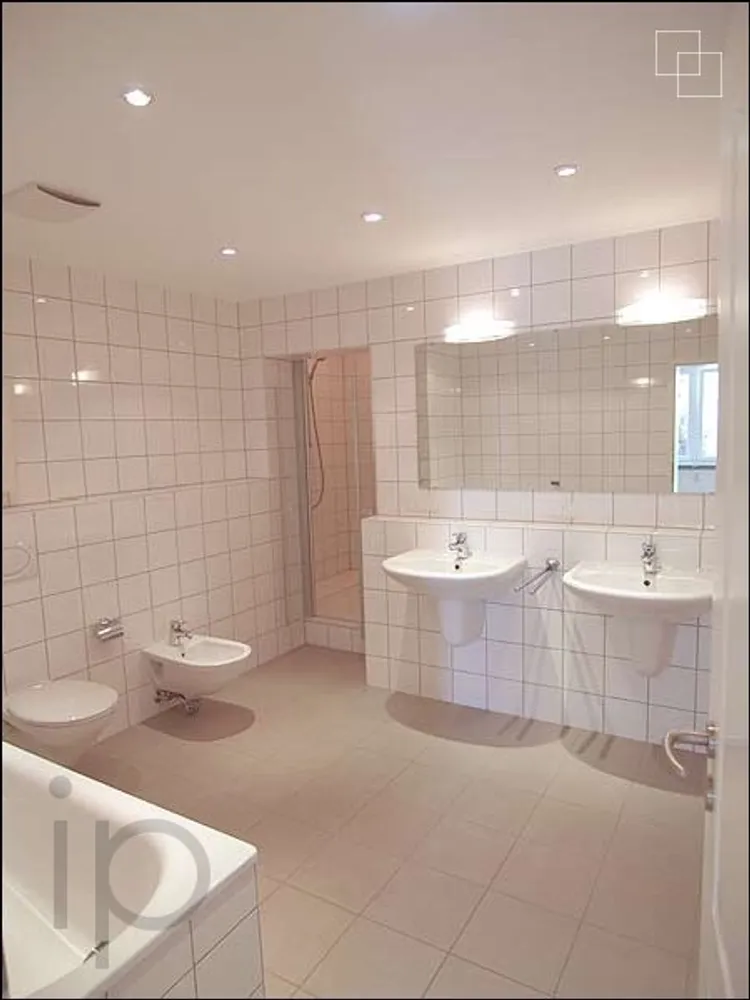 4 Zimmer Wohnung mit 140 m² in Frankfurt am Main – Bild 9