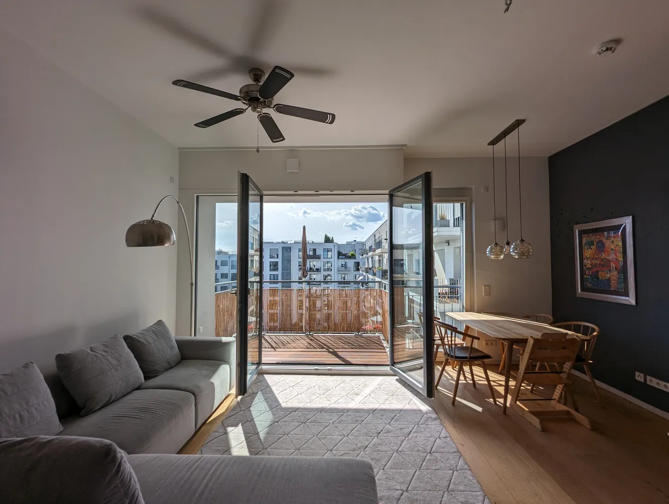 4 Zimmer Wohnung mit 120 m² in Berlin – Bild 2