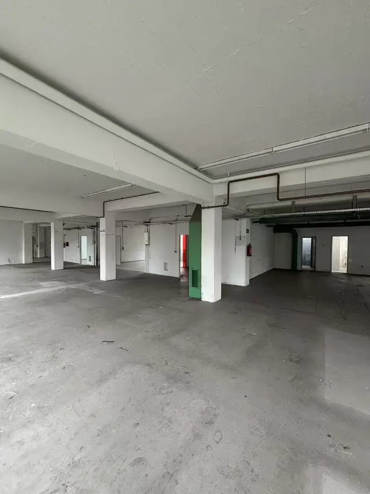 10 Zimmer Haus mit 790 m² in Solingen – Bild 3