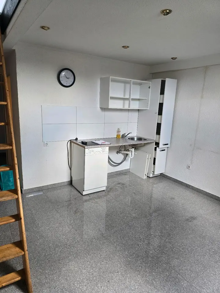 2 room apartment with 35 m² in Königswinter – Photo 2