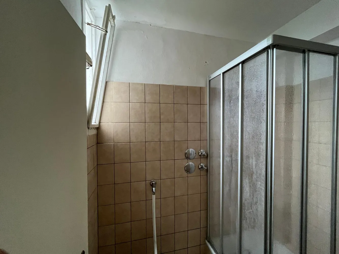 1 room apartment with 25 m² in Düsseldorf – Photo 5