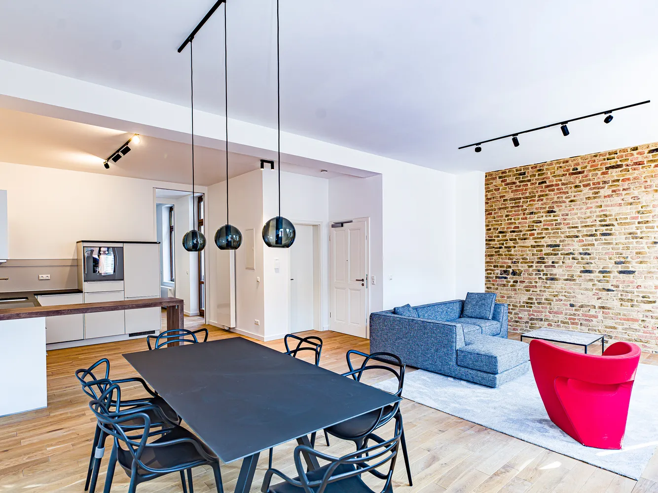 2 Zimmer Wohnung mit 93 m² in Wiesbaden – Bild 4
