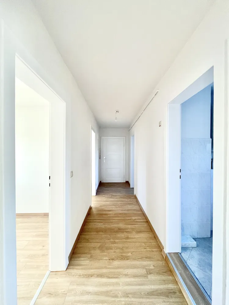 3 Zimmer Wohnung mit 57 m² in Bitterfeld-Wolfen – Bild 2